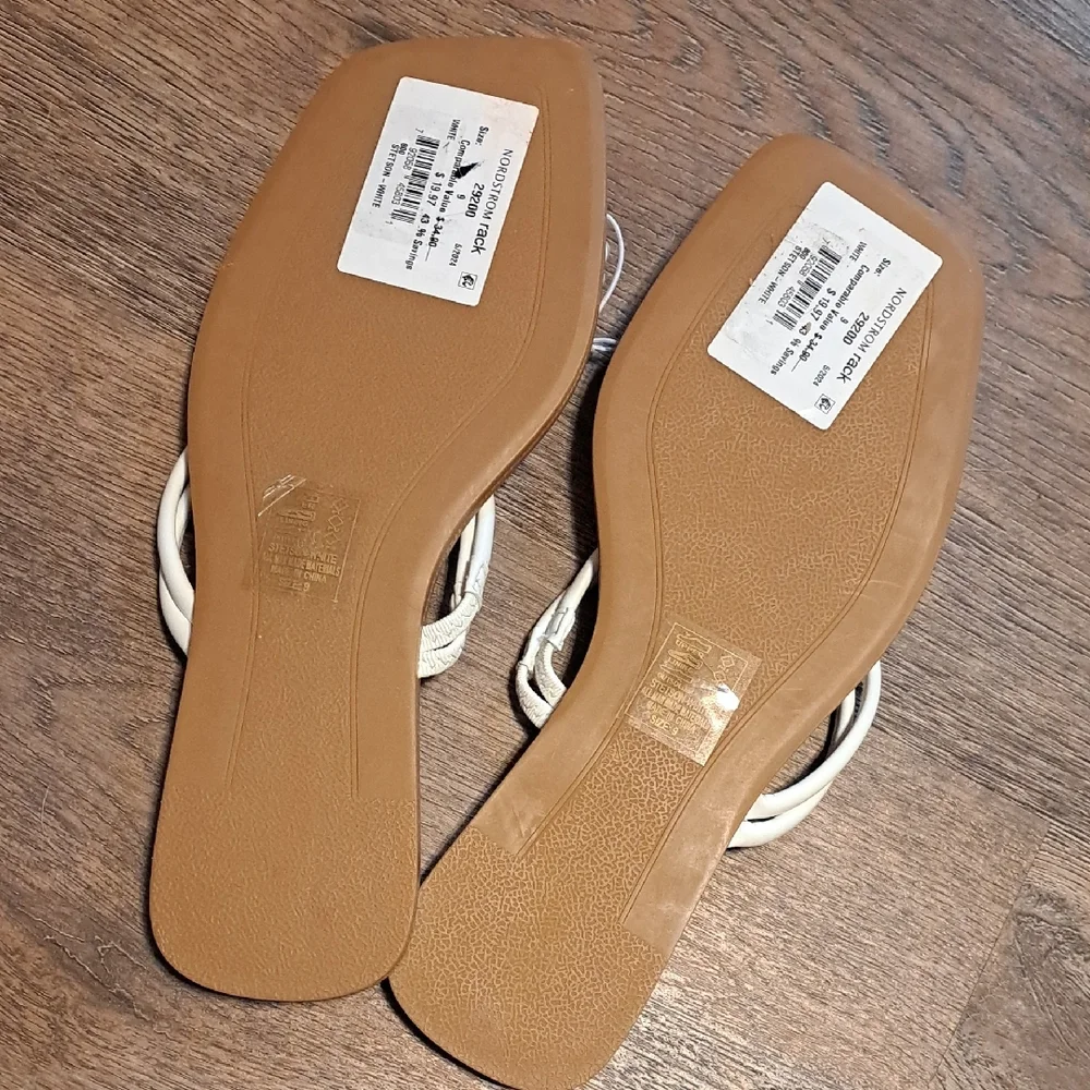 NWT White and Tan Strappy Slip-On Sandals - Picture 5 of 5